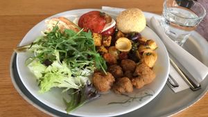 all vegan lunch plate for 16.- from the buffet at Tibits in Basel