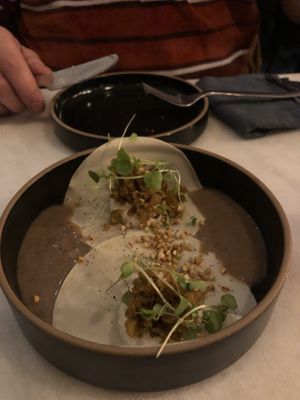 open ravioli met macadamia ricotta   at Camion in Antwerpen