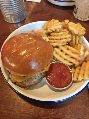Magic Mushroom Burger and fries 🍔🍟 at Otto's Burger - Lange Reihe in Hamburg
