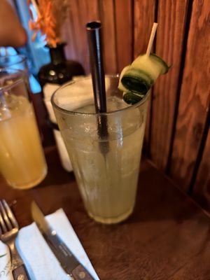 Otto's Mule 🥒🍸 at Otto's Burger - Lange Reihe in Hamburg