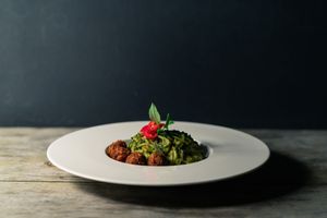 Vegan pesto pasta at Friendship Concept in Pai