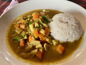 Veg curry   at Bar How in Huay Xai