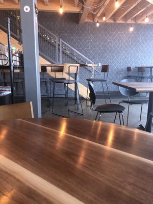 Sitting area at Daily Clean in Sioux Falls