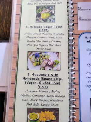 Recommend avocado vegan toast at Coffee Stains in Pai