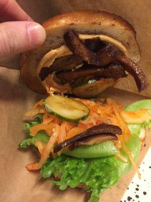Vege Korea bagel at Bagel House in Aabo