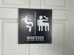 Cool vibe 🧜‍♀️   at Bird's Nest Cafe in Nashville