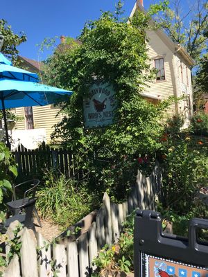 Front sign at Bird's Nest Cafe in Nashville