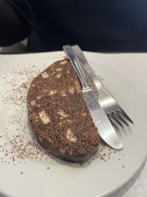 salame de chocolate #Veganuary at Ki Macrobiotico in Aveiro