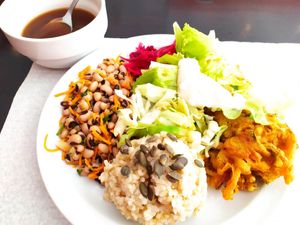 Miso soup & meal of the day at Ki Macrobiotico in Aveiro