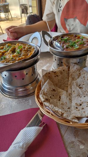  at Mother India in Figueira Da Foz