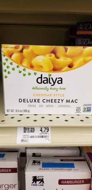 Vegan daiya mac n cheese at Food Lion in Berkeley Springs