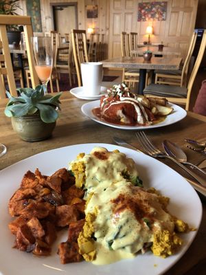 Breakfast burrito & Stanford Inn Florentine (get this!!!) at Ravens' Restaurant in Mendocino