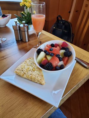 Continental Breakfast at Ravens' Restaurant in Mendocino