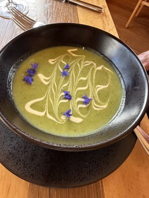 Cauliflower zucchini bisque Yummy 😋   at Ravens' Restaurant in Mendocino