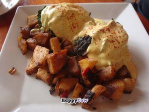 portabella benedict at Ravens' Restaurant in Mendocino