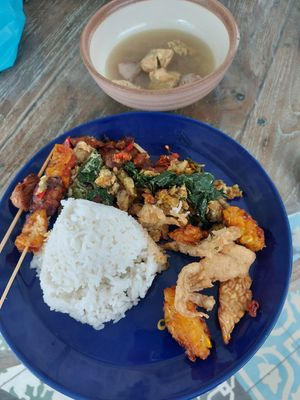 Nasi campur and jackfruit soup at Narayana Vegetarian in Kerobokan Kelod