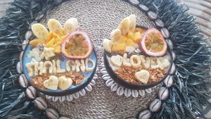 Blue Mermaid & Sports Bowl at Beach Coconuts Bowls in Koh Phangan