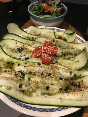 Carpaccio de calabacín con aceite de coco y picada de almendras  at Boh in Bellver-de-cerdanya