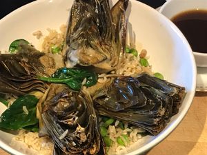 Artichoke with basmati rice and vegetables marinade wit tamari sauce at Boh in Bellver-de-cerdanya