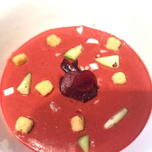 Gazpacho de cerezas at Boh in Bellver-de-cerdanya