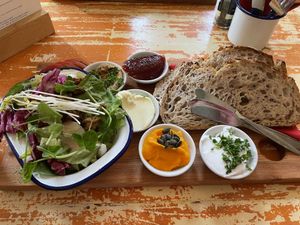 Vegan ontbijtplank met heerlijk brood.  at Het Lokaal in Amersfoort