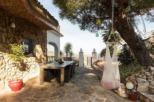 Retreat yourself to nature  at Casa Tarsan Vegan Eco Lodge in Villalonga