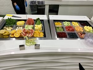 🍊🍋🥝🍉🍍🍒🥒🥬 at Green Crush in Ontario