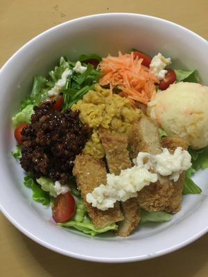 buddha bowl at Minori Shokudou in Kyoto