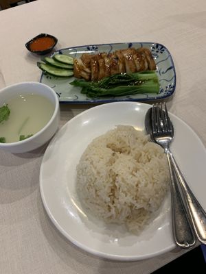 Chicken rice! at D'Life Signature 蔬品軒 - Novena in Central Singapore