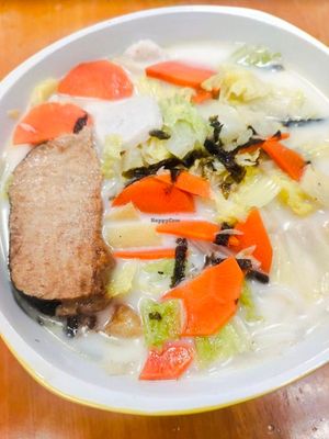 Fish slice bee hoon soup at D'Life Signature 蔬品軒 - Novena in Central Singapore