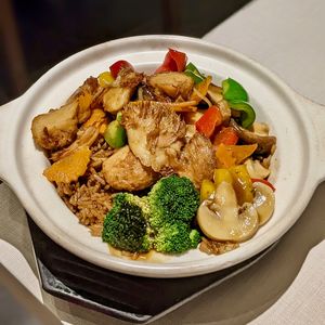 Vegan Claypot Hericium Rice at D'Life Signature 蔬品軒 - Novena in Central Singapore