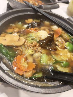 Claypot yee mian Feb 25 at D'Life Signature 蔬品軒 - Novena in Central Singapore