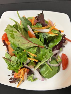 y hasta ensalada  at Foodamed in Mc Allen