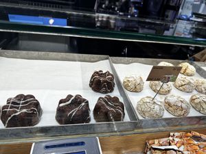   at Hitzberger - Halle Landesmuseum in Zurich