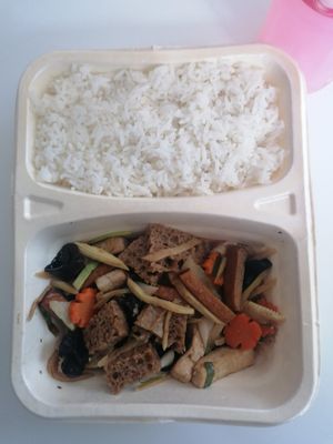 Ginger and vegetables tofu at Khao Thip in Nancy