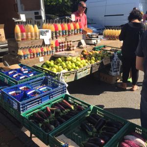 Fresh fruit juices at Farmers Market - Twickenham in South West London