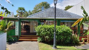 Greens in Russell ~ 15a York St at Green's in Paihia
