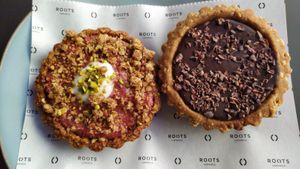 Vegan cakes at Roots LaMarca in Madrid