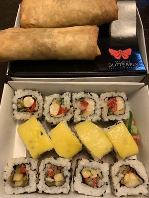 Vegan sushi and spring rolls at Madame Butterfly in Rosario