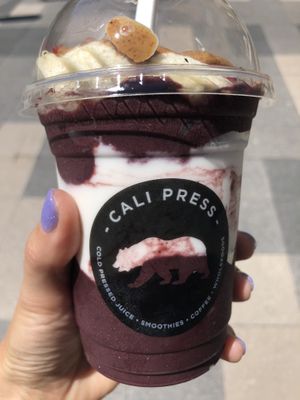 Make your own açai bowl at Cali Press in Coogee