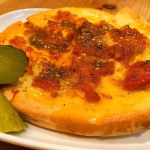 PIZZA PITA at Falafel Sababa in Osaka