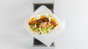 Sabih Israel sandwich  at Falafel Sababa in Osaka