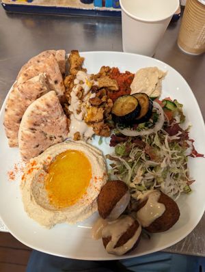 Vegan platter at Falafel Sababa in Osaka