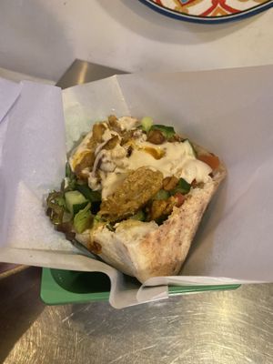   at Falafel Sababa in Osaka