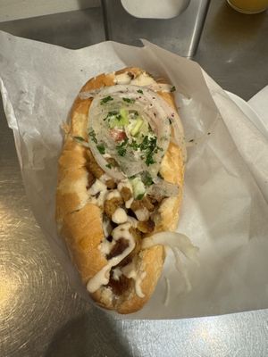   at Falafel Sababa in Osaka