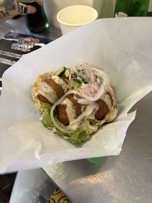   at Falafel Sababa in Osaka