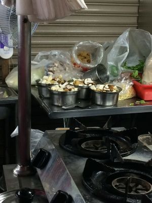 soup being prepared at JíXiáng SùShí in Taichung