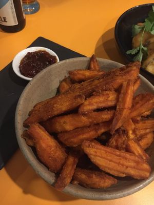Sweet potato chip chops (ask for vegan and they won’t mix sour cream into the chilli jam) at Loco in Victor Harbor