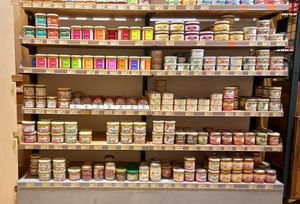 veganer aufstrich herzhaft at Reformhaus Goll GmbH - Friedrichstrasse in Dusseldorf