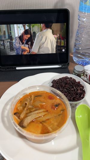 แกงเผ็ด ทำด้วยเห็ดนะคะ อร่อยมากหอมๆ  at Tonklar Facai - Chula in Bangkok